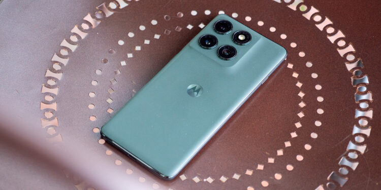 Moto Edge 70