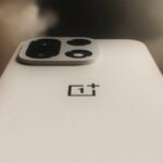 Sand Storm Rengindeki OnePlus 15 Küresel Pazara Çıkıyor